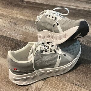 NEW - On - CloudEclipse - Grey - Size 10